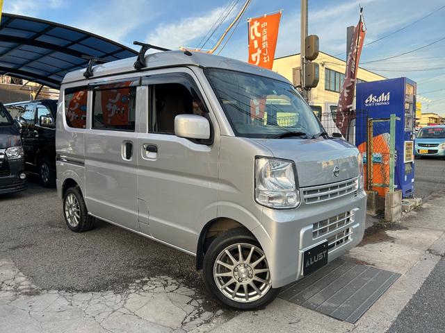 ＮＶ１００クリッパーバン ＤＸ　ＧＬエマージェンシーブレーキパッケージ　平成２９年式・走行距離７９０００ｋｍ・７インチナビゲーション・ＴＶ・テレビ・バックカメラ・ＥＴＣ車載器・事業用登録可・キーレスエントリー・パワーウィンドウ・パワステ・助手席側エアバック・１カ月無償保証（3枚目）
