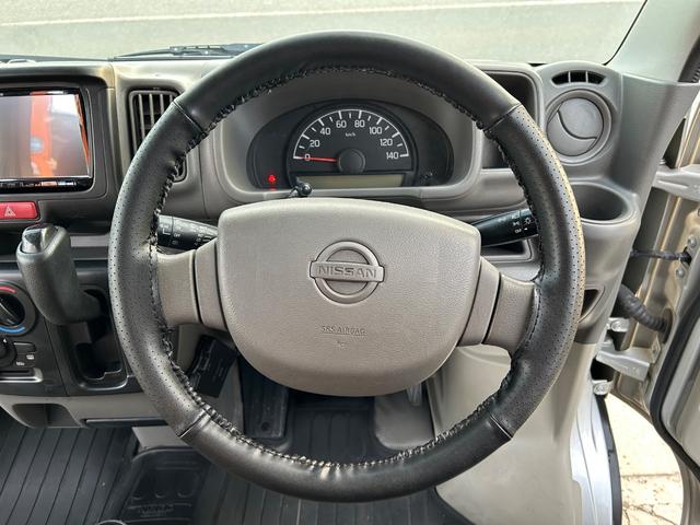 ＮＶ１００クリッパーバン ＤＸ　ＧＬエマージェンシーブレーキパッケージ　平成２９年式・走行距離７９０００ｋｍ・７インチナビゲーション・ＴＶ・テレビ・バックカメラ・ＥＴＣ車載器・事業用登録可・キーレスエントリー・パワーウィンドウ・パワステ・助手席側エアバック・１カ月無償保証（30枚目）