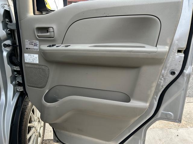 ＮＶ１００クリッパーバン ＤＸ　ＧＬエマージェンシーブレーキパッケージ　平成２９年式・走行距離７９０００ｋｍ・７インチナビゲーション・ＴＶ・テレビ・バックカメラ・ＥＴＣ車載器・事業用登録可・キーレスエントリー・パワーウィンドウ・パワステ・助手席側エアバック・１カ月無償保証（42枚目）