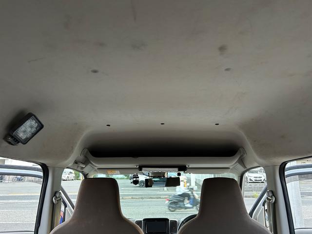 ＮＶ１００クリッパーバン ＤＸ　ＧＬエマージェンシーブレーキパッケージ　平成２９年式・走行距離７９０００ｋｍ・７インチナビゲーション・ＴＶ・テレビ・バックカメラ・ＥＴＣ車載器・事業用登録可・キーレスエントリー・パワーウィンドウ・パワステ・助手席側エアバック・１カ月無償保証（68枚目）