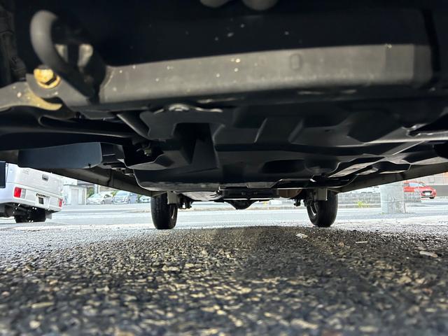 エブリイ ＰＡリミテッド　令和１年式・走行距離８６０００ｋｍ・事業用登録可・集中ドアロックキット・オーバーヘッドシェルフ・パワステ・マニュアルエアコン・マニュアルヒーター・リクライニングシート・フルフラット・１カ月無償保証（61枚目）