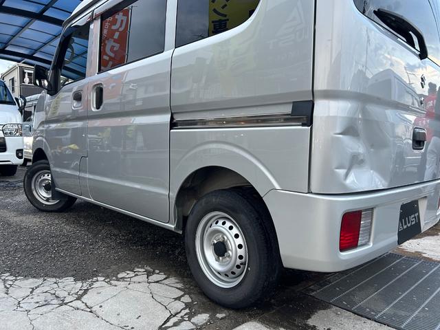 エブリイ ＰＡリミテッド　令和１年式・走行距離８６０００ｋｍ・事業用登録可・集中ドアロックキット・オーバーヘッドシェルフ・パワステ・マニュアルエアコン・マニュアルヒーター・リクライニングシート・フルフラット・１カ月無償保証（77枚目）