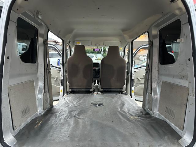 NV100クリッパーバン DX 平成31年式・走行距離148000km・7インチディスプレイオーディオ・事業用登録可・パワステ・マニュアルエアコン・マニュアルヒーター・集中ドアロックキット・リクライニングシート・フルフラット(45枚目)