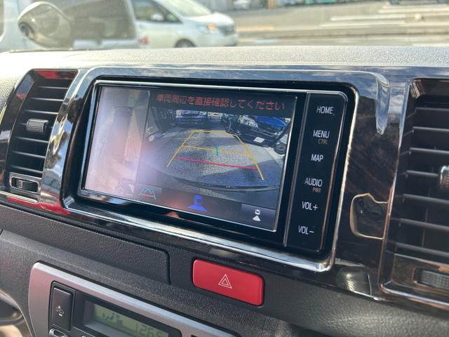 ハイエースバン スーパーGL ダークプライムII カスタムカー・令和4年式・87000km・7インチナビゲーション・フルセグTV・Bluetooth・バックカメラ・ESSEXフロントリップ・オーバーフェンダー・タイヤ・ホイール・ローダウンバッドパネル(33枚目)