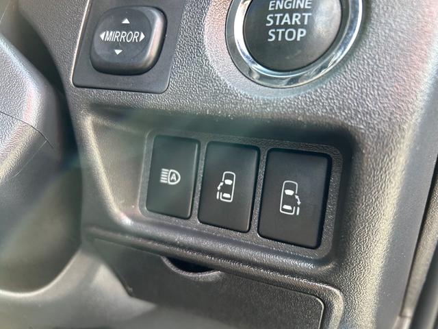 ハイエースバン スーパーGL ダークプライムII カスタムカー・令和4年式・87000km・7インチナビゲーション・フルセグTV・Bluetooth・バックカメラ・ESSEXフロントリップ・オーバーフェンダー・タイヤ・ホイール・ローダウンバッドパネル(39枚目)