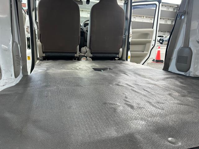 エブリイ 　令和１年式・走行距離７４０００ｋｍ・事業用登録可・４ＡＴ・キーレス・パワーウインドウ・助手席エアバック・マニュアルエアコン・マニュアルヒーター・純正ラジオ・リクライニングシート・１カ月無償保証（47枚目）