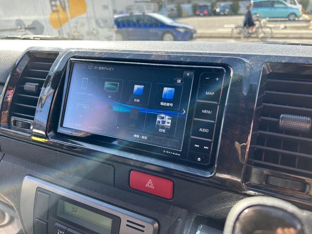 ハイエースバン スーパーGL ダークプライムII カスタムカー・令和4年式・走行距離101000km・新品タイヤ・ホイール・ENCM-18ハイパーグロス・ローダウン・車中泊ベッドキット・7インチナビゲーション・フルセグTV・バックカメラ・デジミラ(32枚目)