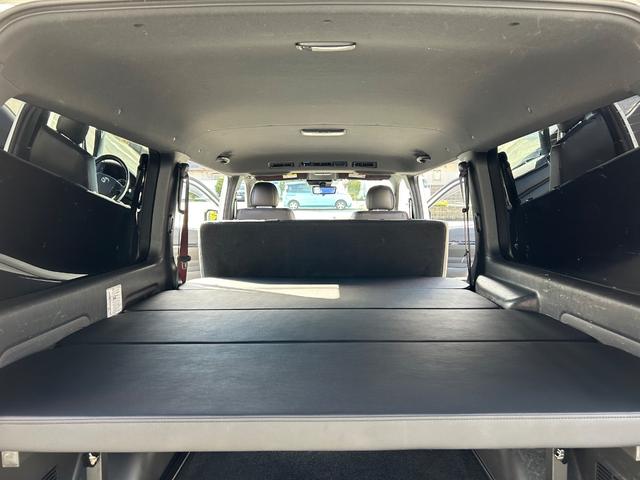 ハイエースバン スーパーGL ダークプライムII カスタムカー・令和4年式・走行距離101000km・新品タイヤ・ホイール・ENCM-18ハイパーグロス・ローダウン・車中泊ベッドキット・7インチナビゲーション・フルセグTV・バックカメラ・デジミラ(53枚目)