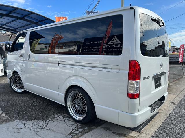 ハイエースバン スーパーGL ダークプライムII カスタムカー・令和4年式・走行距離101000km・新品タイヤ・ホイール・ENCM-18ハイパーグロス・ローダウン・車中泊ベッドキット・7インチナビゲーション・フルセグTV・バックカメラ・デジミラ(70枚目)