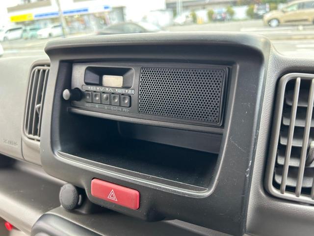 ＮＶ１００クリッパーバン ＤＸ　平成２８年式・走行距離３２０００ｋｍ・低走・プライベート車・集中ドアロックキット・ＳＲＳ助手席エアバック・ドライブレコーダー・ステアリング・リクライニングシート・フルフラット・１カ月無償保証（32枚目）