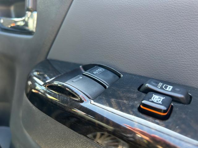 ハイエースバン スーパーGL ダークプライムII 令和3年式・61000km・新品ホイール・EF-19・バッドパネル・ローダウン・フロントスポイラー・シートカバー・7インチナビ・バックカメラ・ETC車載器・車中泊ベッドキット・無償保証(29枚目)