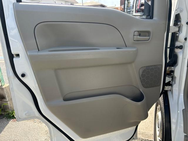 エブリイ ＰＣ　平成２８年式・走行距離１２００００ｋｍ・事業用登録可・キーレスエントリー・パワーウィンドウ・ナビゲーション・ＥＴＣ車載器・助手席エアバック・オーバーヘッドシェルフ・純正ラジオ・１カ月無償保証（39枚目）