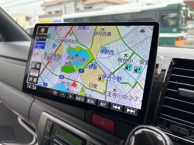 ハイエースバン スーパーＧＬ　ダークプライムＩＩ　カスタムカー・令和２年式・走行距離３４０００ｋｍ・９インチフローティングナビ・フルセグＴＶ・パノラミックビューモニター・ＥＴＣ・バックカメラ・バッドパネル・ボンネット・フロントスポイラー・エアロ（31枚目）