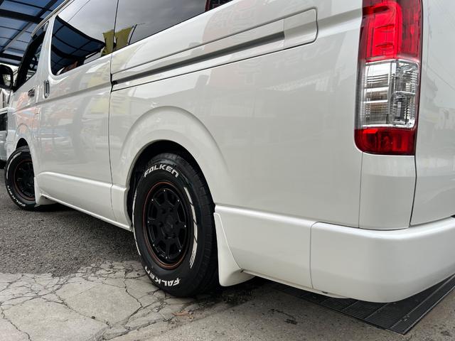 ハイエースバン スーパーＧＬ　ダークプライムＩＩ　カスタムカー・令和２年式・走行距離３４０００ｋｍ・９インチフローティングナビ・フルセグＴＶ・パノラミックビューモニター・ＥＴＣ・バックカメラ・バッドパネル・ボンネット・フロントスポイラー・エアロ（77枚目）