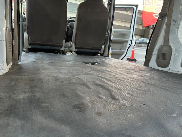 NV100クリッパーバン DX GLセーフティパッケージ 令和1年式・走行距離77000km・キーレスエントリー・事業用登録可・パワーウィンドウ・マニュアルエアコン・マニュアルヒーター・オーバーヘッドシェルフ・助手席エアバック・1ヶ月無償保証・1000km(48枚目)