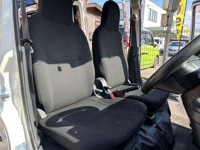 ハイゼットカーゴ ＤＸ　平成３０年式・走行距離８３０００ｋｍ・７インチナビゲーション・フルセグＴＶ・地デジ・バックカメラ・ＥＴＣ車載器・キーレス・ＬＥＤヘッドライト・パワーウィンドウ・オーバーヘッドシェルフ・１カ月無償保証（46枚目）