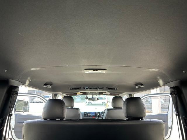 ハイエースバン スーパーＧＬ　ダークプライムＩＩ　カスタムカー・令和５年式・４００００ｋｍ・ＥＳＳＥＸバッドパネル・フロントスポイラー・ファブレスホイール・ローダウン・７インチナビゲーション・フルセグＴＶ・ＥＴＣ・バックカメラ・ベッドキット・車中泊（54枚目）