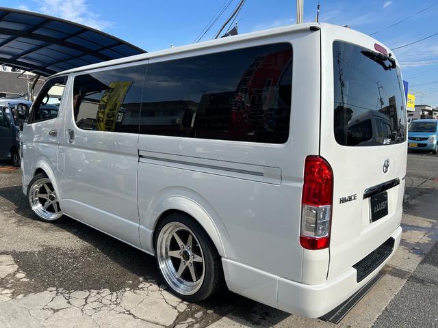 ハイエースバン スーパーＧＬ　ダークプライムＩＩ　カスタムカー・令和５年式・４００００ｋｍ・ＥＳＳＥＸバッドパネル・フロントスポイラー・ファブレスホイール・ローダウン・７インチナビゲーション・フルセグＴＶ・ＥＴＣ・バックカメラ・ベッドキット・車中泊（65枚目）