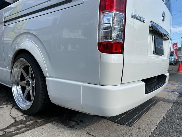 ハイエースバン スーパーＧＬ　ダークプライムＩＩ　カスタムカー・令和５年式・４００００ｋｍ・ＥＳＳＥＸバッドパネル・フロントスポイラー・ファブレスホイール・ローダウン・７インチナビゲーション・フルセグＴＶ・ＥＴＣ・バックカメラ・ベッドキット・車中泊（74枚目）