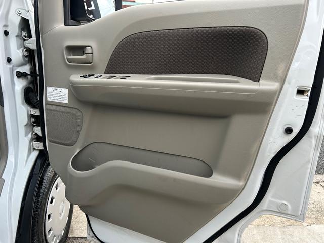 エブリイ ジョイン　平成２９年式・走行距離７２０００ｋｍ・ＥＴＣ車載器・事業用登録可・キーレスエントリー・電動格納式ミラー・パワーウィンドウ・オーバーヘッドシェルフ・アームレスト・分割シート・フルフラット・１ヶ月無償保証（27枚目）