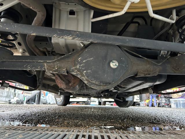 エブリイ ジョイン　平成２９年式・走行距離７２０００ｋｍ・ＥＴＣ車載器・事業用登録可・キーレスエントリー・電動格納式ミラー・パワーウィンドウ・オーバーヘッドシェルフ・アームレスト・分割シート・フルフラット・１ヶ月無償保証（72枚目）