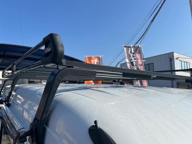 ＮＶ１００クリッパーバン ＤＸ　令和２年式・走行距離２５０００ｋｍ・ルーフキャリア・７インチナビゲーション・Ｂｌｕｅｔｏｏｔｈ・ラジオ・ＡＭ・ＦＭ・マニュアルエアコン・マニュアルヒーター・集中ドアロックキット・フルフラット（26枚目）