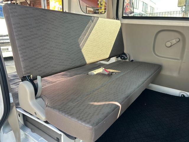 ＮＶ１００クリッパーバン ＤＸ　令和２年式・走行距離２５０００ｋｍ・ルーフキャリア・７インチナビゲーション・Ｂｌｕｅｔｏｏｔｈ・ラジオ・ＡＭ・ＦＭ・マニュアルエアコン・マニュアルヒーター・集中ドアロックキット・フルフラット（43枚目）