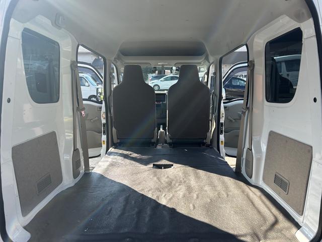 ＮＶ１００クリッパーバン ＤＸ　令和２年式・走行距離２５０００ｋｍ・ルーフキャリア・７インチナビゲーション・Ｂｌｕｅｔｏｏｔｈ・ラジオ・ＡＭ・ＦＭ・マニュアルエアコン・マニュアルヒーター・集中ドアロックキット・フルフラット（46枚目）