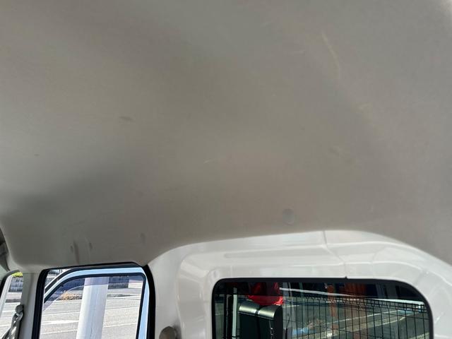 ＮＶ１００クリッパーバン ＤＸ　令和２年式・走行距離２５０００ｋｍ・ルーフキャリア・７インチナビゲーション・Ｂｌｕｅｔｏｏｔｈ・ラジオ・ＡＭ・ＦＭ・マニュアルエアコン・マニュアルヒーター・集中ドアロックキット・フルフラット（50枚目）