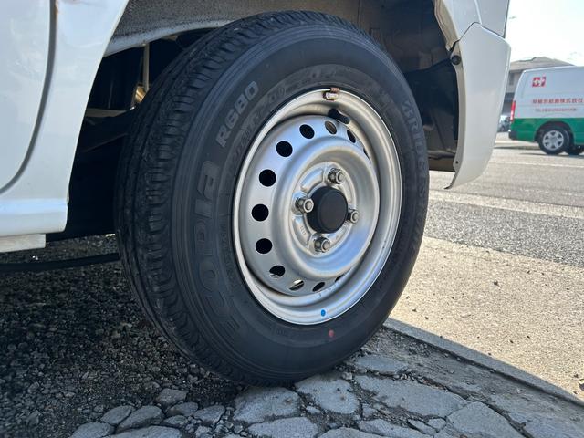 ＮＶ１００クリッパーバン ＤＸ　令和２年式・走行距離２５０００ｋｍ・ルーフキャリア・７インチナビゲーション・Ｂｌｕｅｔｏｏｔｈ・ラジオ・ＡＭ・ＦＭ・マニュアルエアコン・マニュアルヒーター・集中ドアロックキット・フルフラット（66枚目）