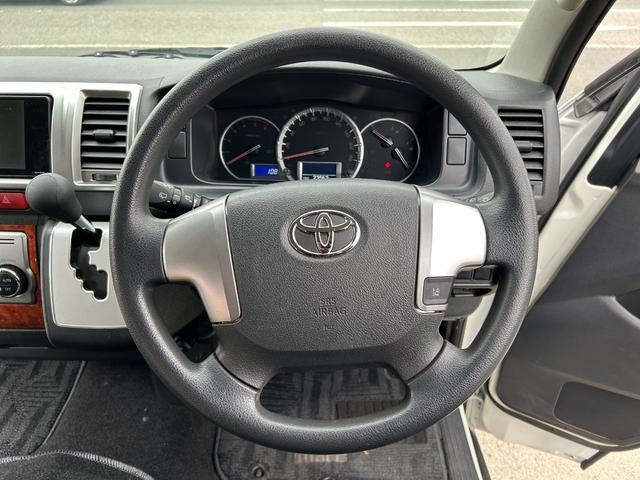 ハイエースバン ロングスーパーＧＬ　カスタムカー・２０１９年式・２３５００ｋｍ・モデリスタエアロ・ＬＥＤ・バッドパネル・ワークホイール・新品・７インチナビゲーション・フルセグＴＶ・ＥＴＣ・バックカメラ・ベッドキット・車中泊・コーティング（30枚目）