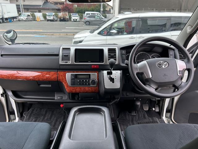 ハイエースバン ロングスーパーＧＬ　カスタムカー・２０１９年式・２３５００ｋｍ・モデリスタエアロ・ＬＥＤ・バッドパネル・ワークホイール・新品・７インチナビゲーション・フルセグＴＶ・ＥＴＣ・バックカメラ・ベッドキット・車中泊・コーティング（31枚目）