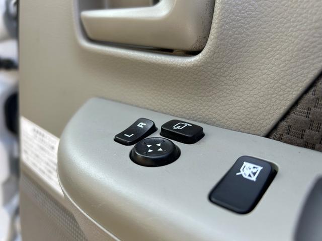 エブリイ ジョイン　平成２９年式・走行距離６４０００ｋｍ・ＥＴＣ車載器・キーレスエントリー・電動格納式ミラー・パワーウィンドウ・オーバーヘッドシェルフ・集中ドアロックキット・分割シート・フルフラット・１ヶ月無償保証（28枚目）