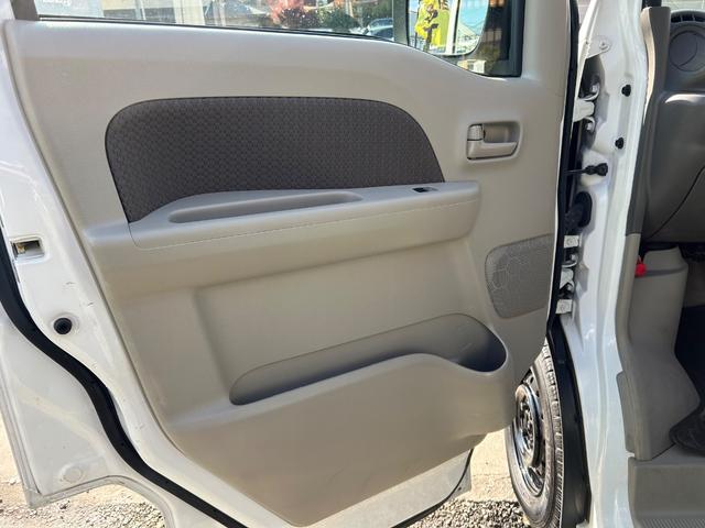 エブリイ ジョイン　平成２９年式・走行距離６４０００ｋｍ・ＥＴＣ車載器・キーレスエントリー・電動格納式ミラー・パワーウィンドウ・オーバーヘッドシェルフ・集中ドアロックキット・分割シート・フルフラット・１ヶ月無償保証（38枚目）