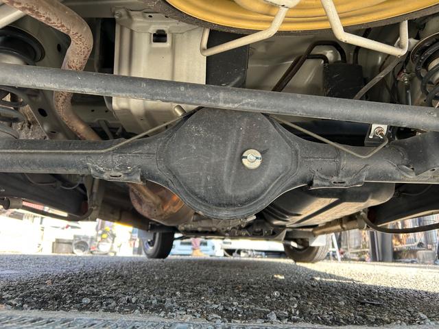 エブリイ ジョイン　平成２９年式・走行距離６４０００ｋｍ・ＥＴＣ車載器・キーレスエントリー・電動格納式ミラー・パワーウィンドウ・オーバーヘッドシェルフ・集中ドアロックキット・分割シート・フルフラット・１ヶ月無償保証（62枚目）