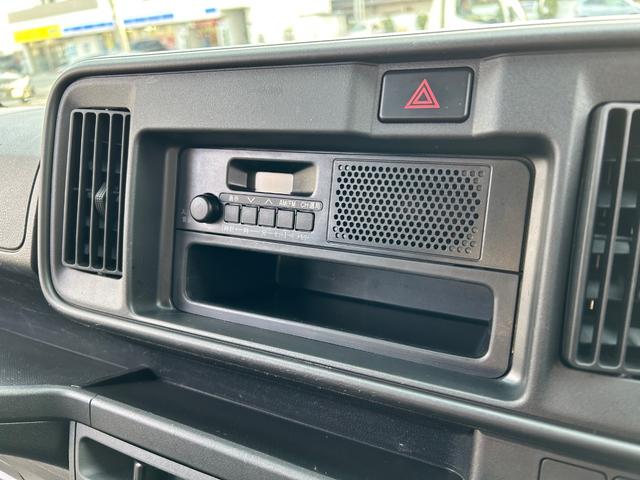 ハイゼットカーゴ ＤＸ　ＳＡＩＩＩ　令和２年・９４０００ＫＭ・事業登録可・パワステ・パワーウィンドウ・キーレス・助手席エアバック・純正ラジオ・ＡＭ・ＦＭ・マニュアルエアコン・クーラー・両側スライドドア・１カ月無償保証・１０００Ｋｍ（32枚目）