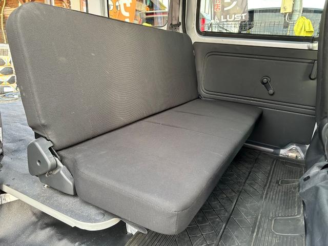 ハイゼットカーゴ ＤＸ　ＳＡＩＩＩ　令和２年・９４０００ＫＭ・事業登録可・パワステ・パワーウィンドウ・キーレス・助手席エアバック・純正ラジオ・ＡＭ・ＦＭ・マニュアルエアコン・クーラー・両側スライドドア・１カ月無償保証・１０００Ｋｍ（41枚目）