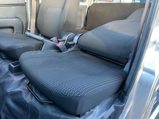 ハイゼットカーゴ ＤＸ　ＳＡＩＩＩ　令和２年式・走行距離９００００ｋｍ・キーレス・パワーウィンドウ・オーバーヘッドシェルフ・パワステ・エアバック・マニュアルエアコン・マニュアルヒーター・ＬＥＤヘッドライト・１カ月無償保証・１０００ｋｍ（42枚目）