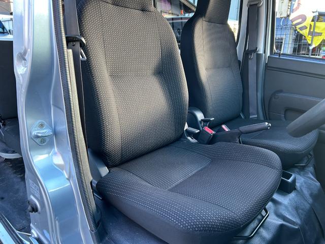 ハイゼットカーゴ ＤＸ　ＳＡＩＩＩ　令和２年式・走行距離９００００ｋｍ・キーレス・パワーウィンドウ・オーバーヘッドシェルフ・パワステ・エアバック・マニュアルエアコン・マニュアルヒーター・ＬＥＤヘッドライト・１カ月無償保証・１０００ｋｍ（43枚目）