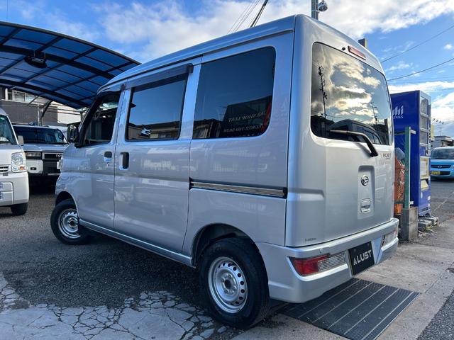 ハイゼットカーゴ ＤＸ　ＳＡＩＩＩ　令和２年式・走行距離９００００ｋｍ・キーレス・パワーウィンドウ・オーバーヘッドシェルフ・パワステ・エアバック・マニュアルエアコン・マニュアルヒーター・ＬＥＤヘッドライト・１カ月無償保証・１０００ｋｍ（48枚目）