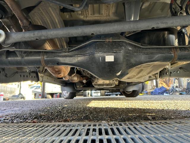 ハイゼットカーゴ ＤＸ　ＳＡＩＩＩ　令和２年式・走行距離９００００ｋｍ・キーレス・パワーウィンドウ・オーバーヘッドシェルフ・パワステ・エアバック・マニュアルエアコン・マニュアルヒーター・ＬＥＤヘッドライト・１カ月無償保証・１０００ｋｍ（59枚目）