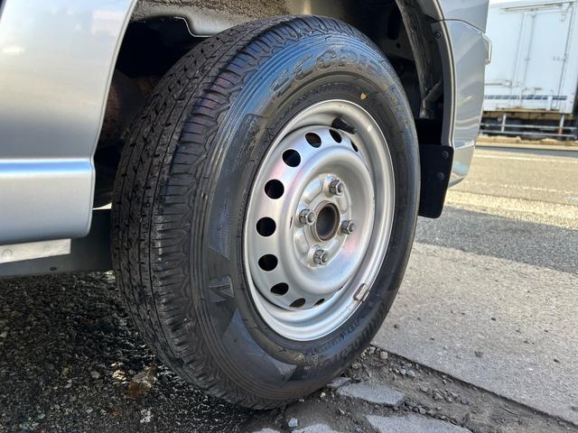 ハイゼットカーゴ ＤＸ　ＳＡＩＩＩ　令和２年式・走行距離９００００ｋｍ・キーレス・パワーウィンドウ・オーバーヘッドシェルフ・パワステ・エアバック・マニュアルエアコン・マニュアルヒーター・ＬＥＤヘッドライト・１カ月無償保証・１０００ｋｍ（61枚目）