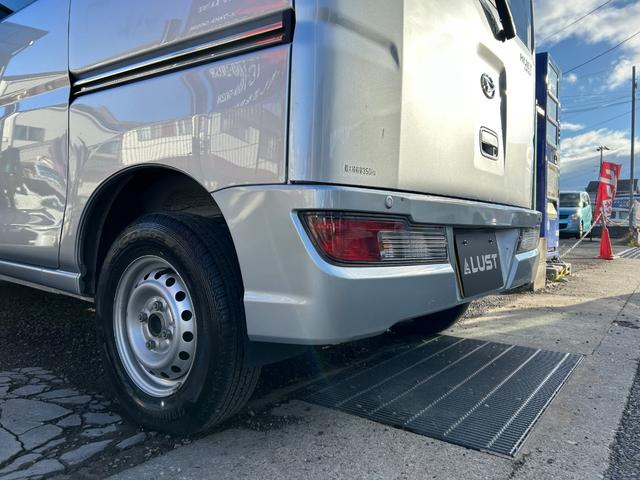 ハイゼットカーゴ ＤＸ　ＳＡＩＩＩ　令和２年式・走行距離９００００ｋｍ・キーレス・パワーウィンドウ・オーバーヘッドシェルフ・パワステ・エアバック・マニュアルエアコン・マニュアルヒーター・ＬＥＤヘッドライト・１カ月無償保証・１０００ｋｍ（73枚目）