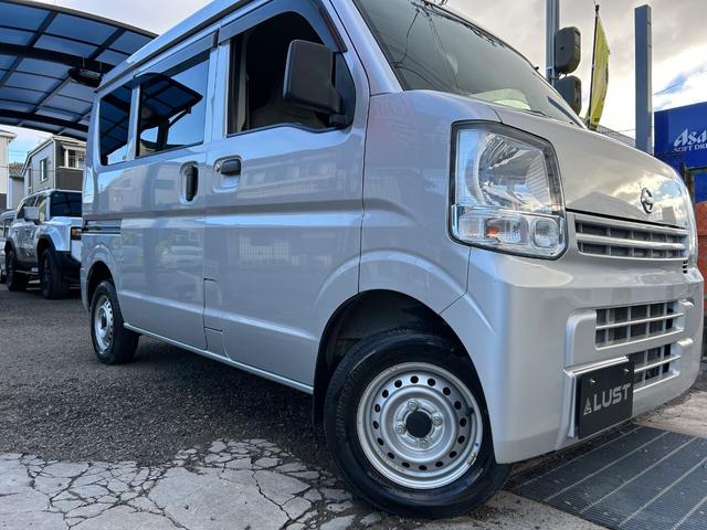 ＮＶ１００クリッパーバン ＤＸ　セーフティパッケージ　令和２年式・走行距離６４０００ＫＭ・事業登録可・ハイルーフ・パワステ・マニュアルエアコン・クーラー・助手席エアバック・純正ラジオ・ＡＭ・ＦＭ・５ＡＧＳ車・両側スライドドア・１カ月無償保証・１０００Ｋｍ（10枚目）