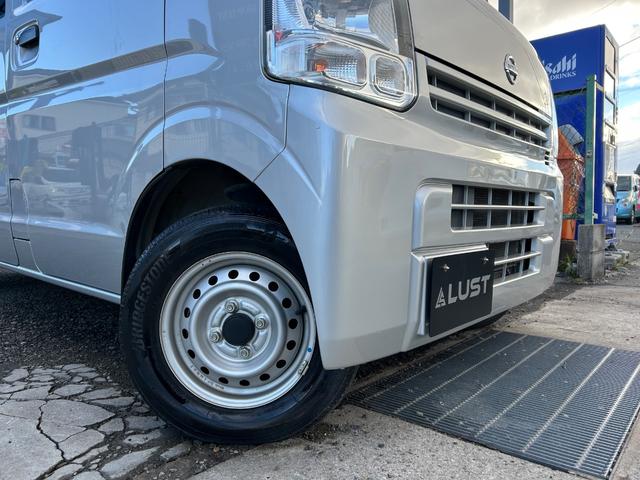ＮＶ１００クリッパーバン ＤＸ　セーフティパッケージ　令和２年式・走行距離６４０００ＫＭ・事業登録可・ハイルーフ・パワステ・マニュアルエアコン・クーラー・助手席エアバック・純正ラジオ・ＡＭ・ＦＭ・５ＡＧＳ車・両側スライドドア・１カ月無償保証・１０００Ｋｍ（79枚目）