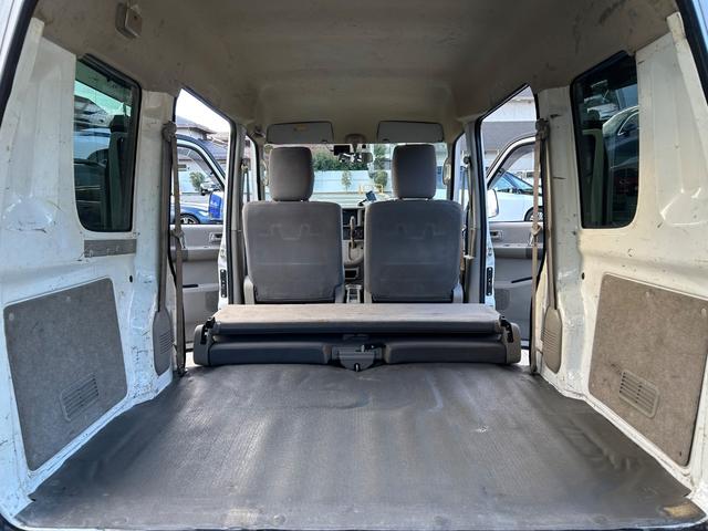 �y�g�����N�z���[�X�y�[�X���\���ɂ���A�Q��ڂ�|���ăS���t�o�b�N�E�X�L�[�E���ڕ���ςݍ��ނȂǎg�����͗l�X�B�d����A�E�g�h�A�A���W���[�Ɗ���ł���P��ł���