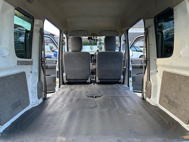 �y�g�����N�z���[�X�y�[�X���\���ɂ���A�Q��ڂ�|���ăS���t�o�b�N�E�X�L�[�E���ڕ���ςݍ��ނȂǎg�����͗l�X�B�d����A�E�g�h�A�A���W���[�Ɗ���ł���P��ł���