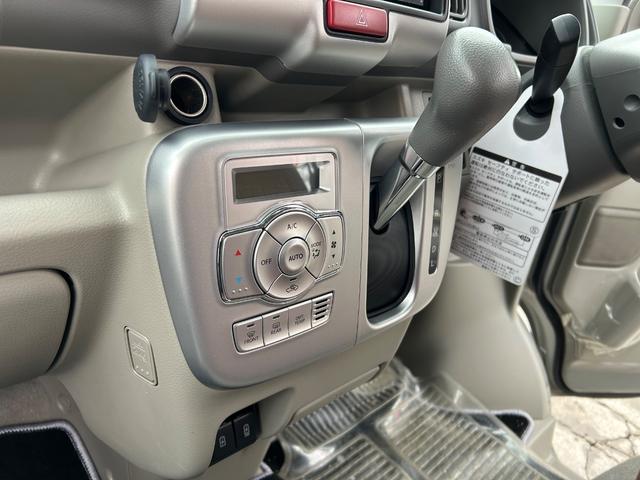 エブリイワゴン ＰＺターボスペシャル　カスタムカー・車高調・ホイール・エアロ・７インチナビゲーション・Ｂｌｕｅｔｏｏｔｈ・ＣＤ・ＤＶＤ・ラジオ・シートカバー・両側パワースライドドア・ＬＥＤ・オートステップ・オーバーヘッドシェルフ・ヒーター（39枚目）