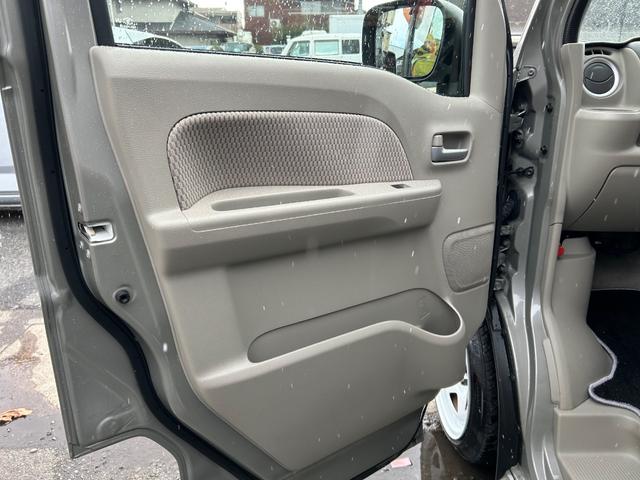 エブリイワゴン ＰＺターボスペシャル　カスタムカー・車高調・ホイール・エアロ・７インチナビゲーション・Ｂｌｕｅｔｏｏｔｈ・ＣＤ・ＤＶＤ・ラジオ・シートカバー・両側パワースライドドア・ＬＥＤ・オートステップ・オーバーヘッドシェルフ・ヒーター（42枚目）