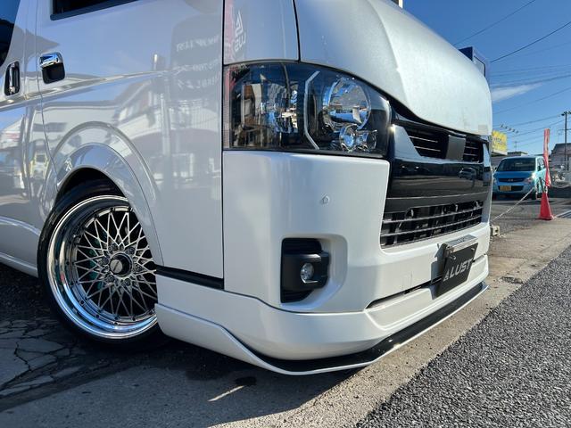 ハイエースバン スーパーGL ダークプライムII カスタムカー・アルパイン11インチナビゲーション・12.8インチフリップダウンモニター・ESSEXバッドパネル・ファブレスホイール・ローダウン・エアロ・ゴルゴセキュリティー・高音質スピーカー(23枚目)